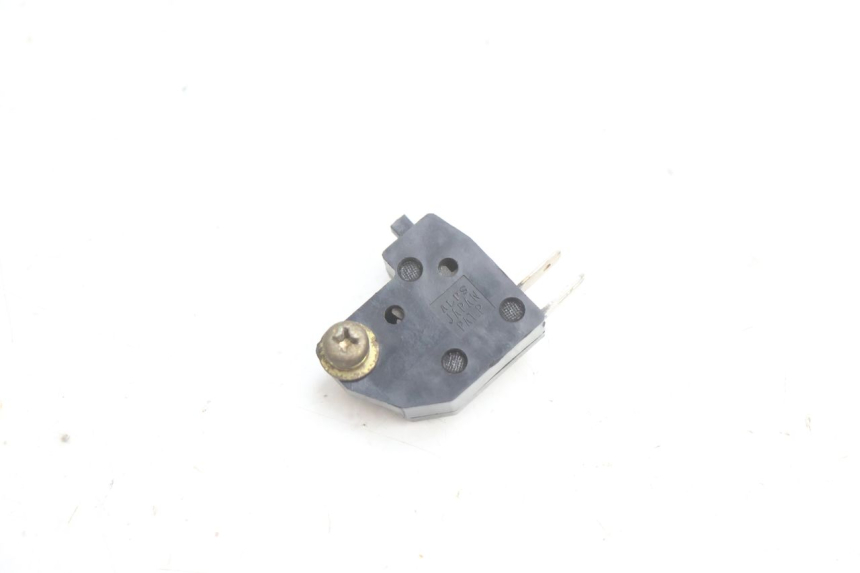photo de CONTACTEUR FEU STOP DROIT KAWASAKI ZX-6R ZX6R 600 (2000 - 2002) - Vue principale