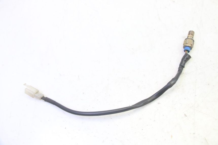 photo de CONTACTEUR FEU STOP GAUCHE ADIVA AD3 300 (2014 - 2020) - Autre angle de vue