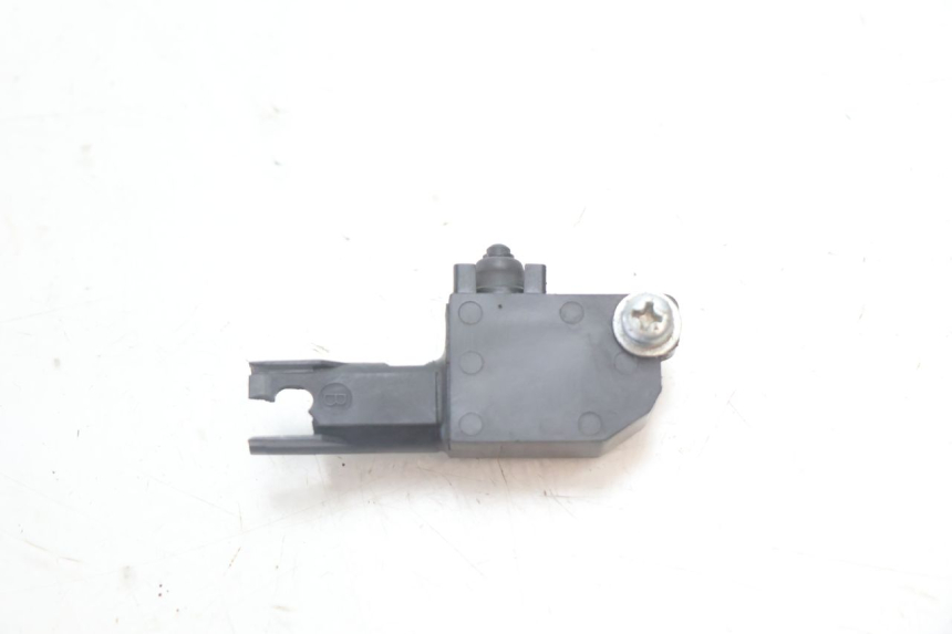 photo de CONTACTEUR FEU STOP GAUCHE BMW C SPORT 650 (2015 - 2021) - Vue principale