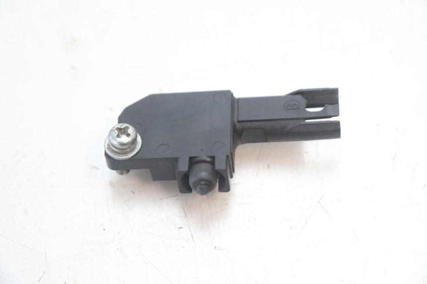photo de CONTACTEUR FEU STOP GAUCHE BMW C SPORT 650 (2015 - 2021) - Zoom état d’usage