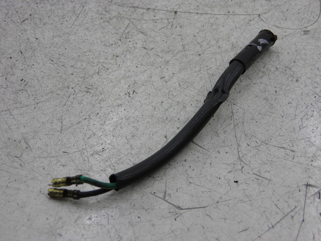 photo de CONTACTEUR FEU STOP GAUCHE HONDA NHX LEAD 110 (2008 - 2010) - Autre angle de vue