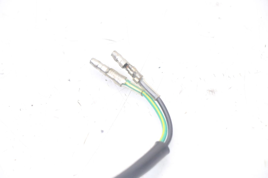 photo de CONTACTEUR FEU STOP GAUCHE HONDA SCV LEAD 100 (2003 - 2007) - Zoom état d’usage