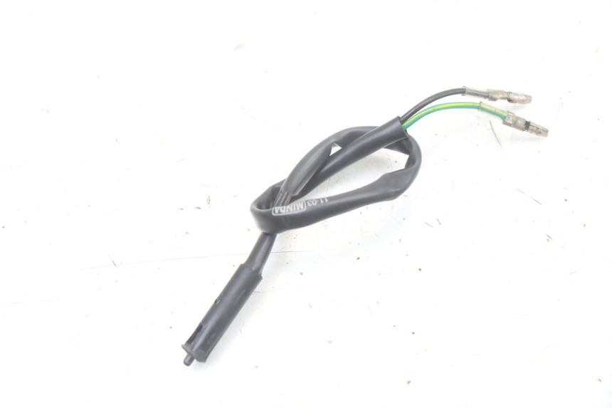 photo de CONTACTEUR FEU STOP GAUCHE HONDA SCV LEAD 100 (2003 - 2007) - Autre angle de vue