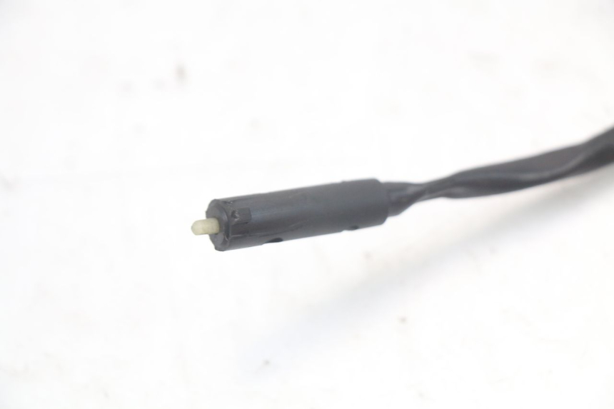 photo de CONTACTEUR FEU STOP GAUCHE JM MOTORS VX 125 (2022 - 2025) - Zoom état d’usage