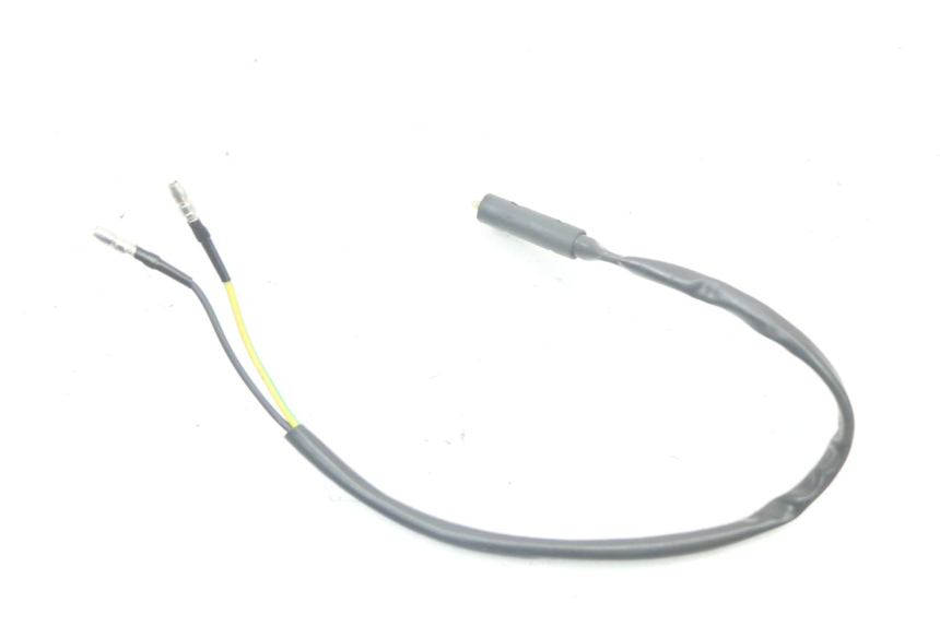 photo de CONTACTEUR FEU STOP GAUCHE JM MOTORS VX 125 (2022 - 2025) - Autre angle de vue