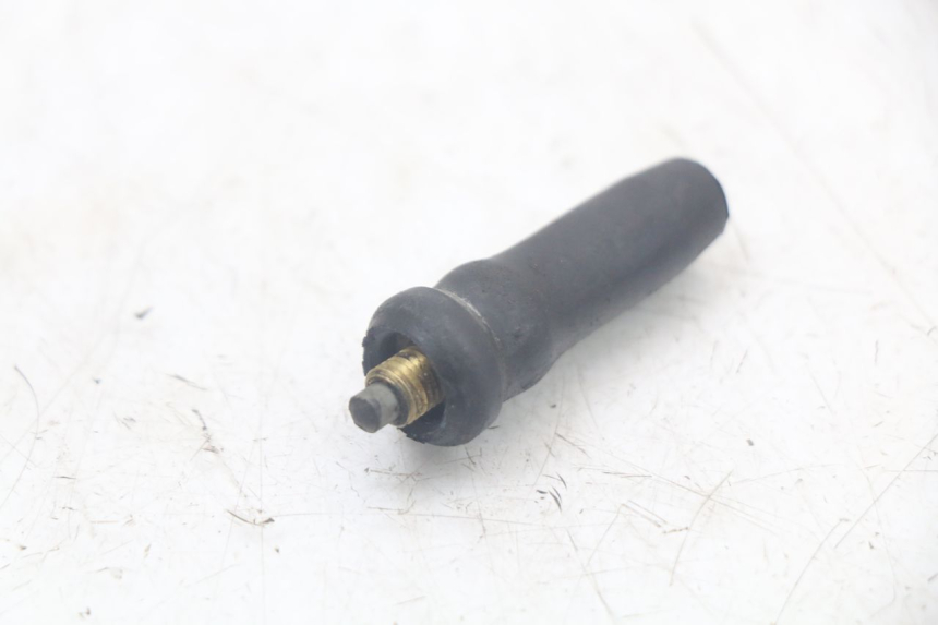 photo de CONTACTEUR FEU STOP GAUCHE PEUGEOT SPEEDFIGHT 100 (1997 - 2007) - Détail de la pièce