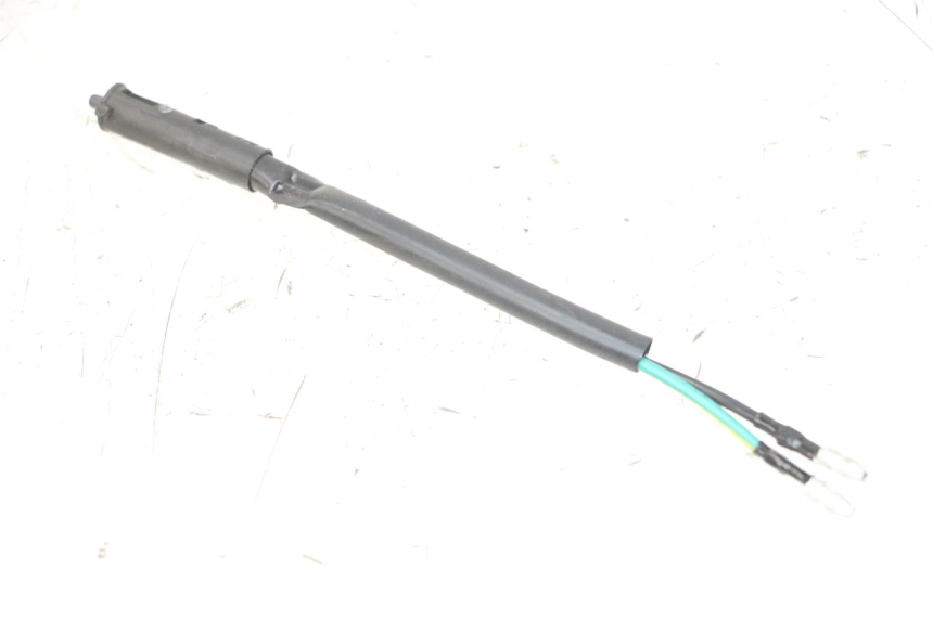 photo de CONTACTEUR FEU STOP GAUCHE SYM FIDDLE 3 III 50 (2014 - 2020) - Détail de la pièce