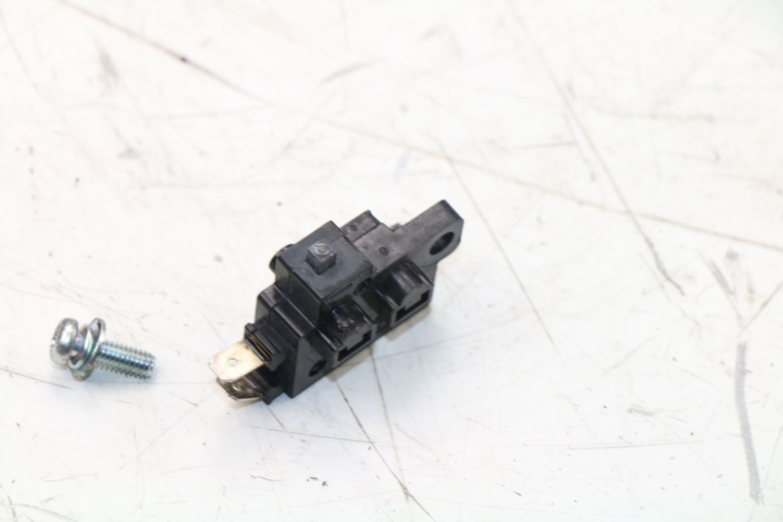 photo de CONTACTEUR FEU STOP GAUCHE SYM GTS EFI 125 (2012 - 2016) - Zoom état d’usage