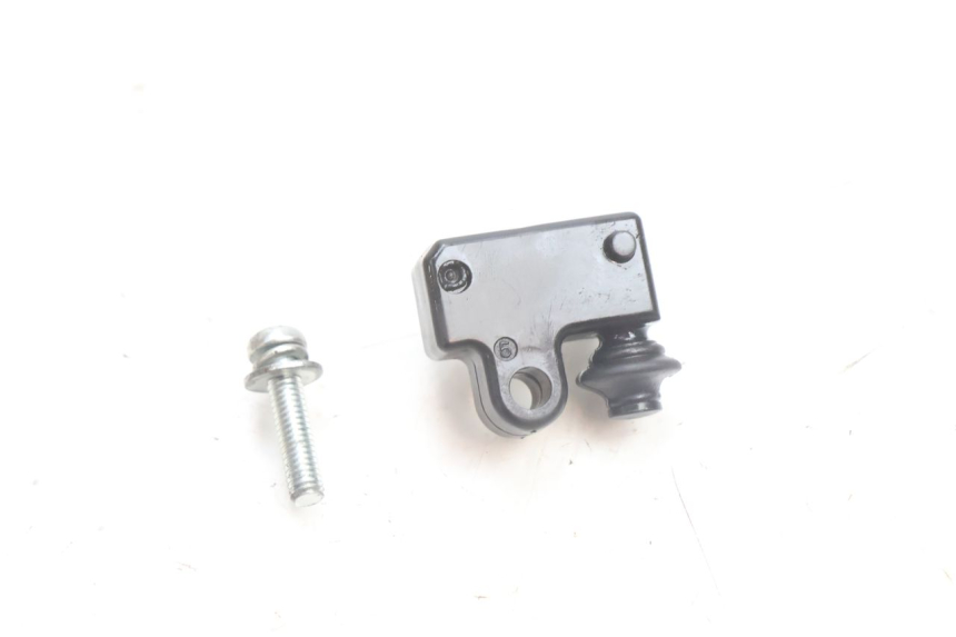 photo de CONTACTEUR FEU STOP GAUCHE YAMAHA X-MAX XMAX 125 (2010 - 2013) - Zoom état d’usage