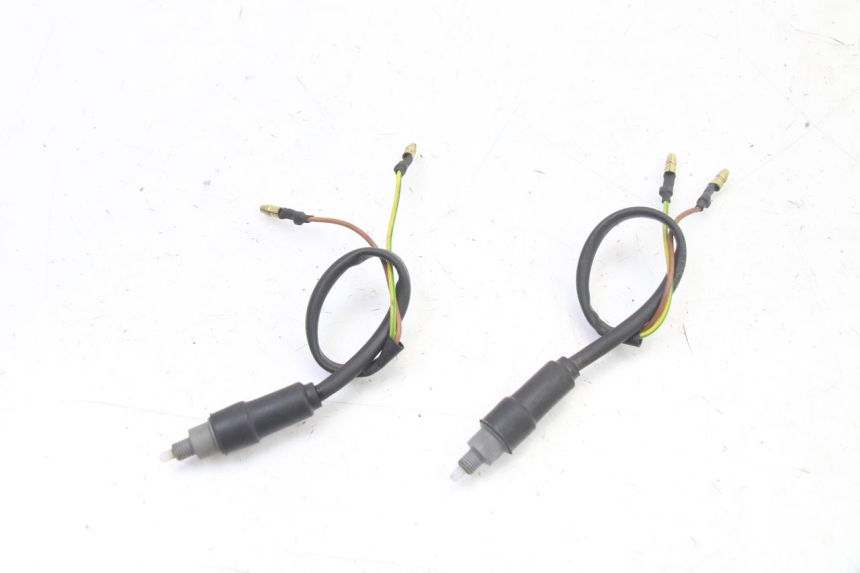 photo de CONTACTEUR FEU STOP YAMAHA JOG R 50 (2004 - 2014) - Vue principale