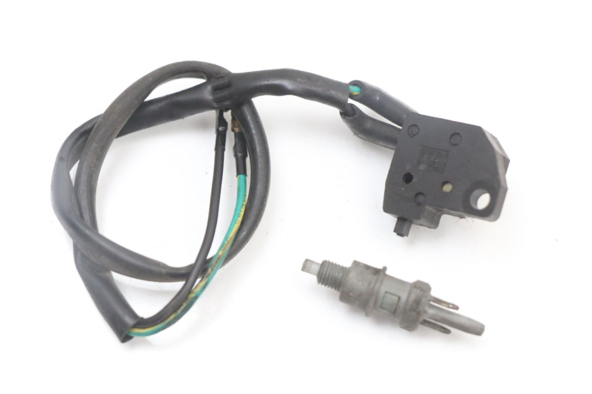 photo de CONTACTEUR FEU STOP PEUGEOT KISBEE 4T 50 (2018 - 2022) - Zoom état d’usage