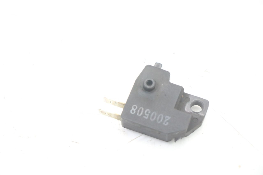 photo de CONTACTEUR FEU STOP KYMCO AGILITY 4T 50 (2018 - 2022) - Zoom état d’usage