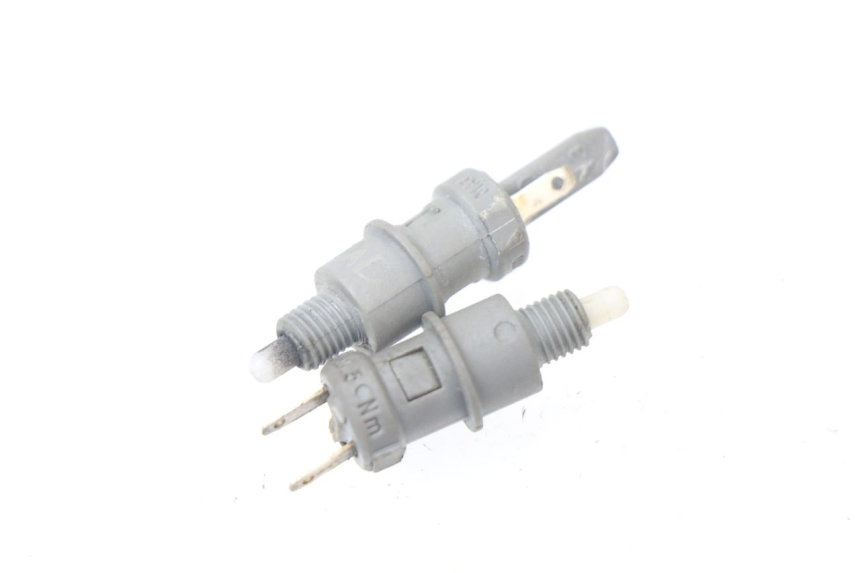 photo de CONTACTEUR FEU STOP PEUGEOT LUDIX 50 (2008 - 2017) - Détail de la pièce