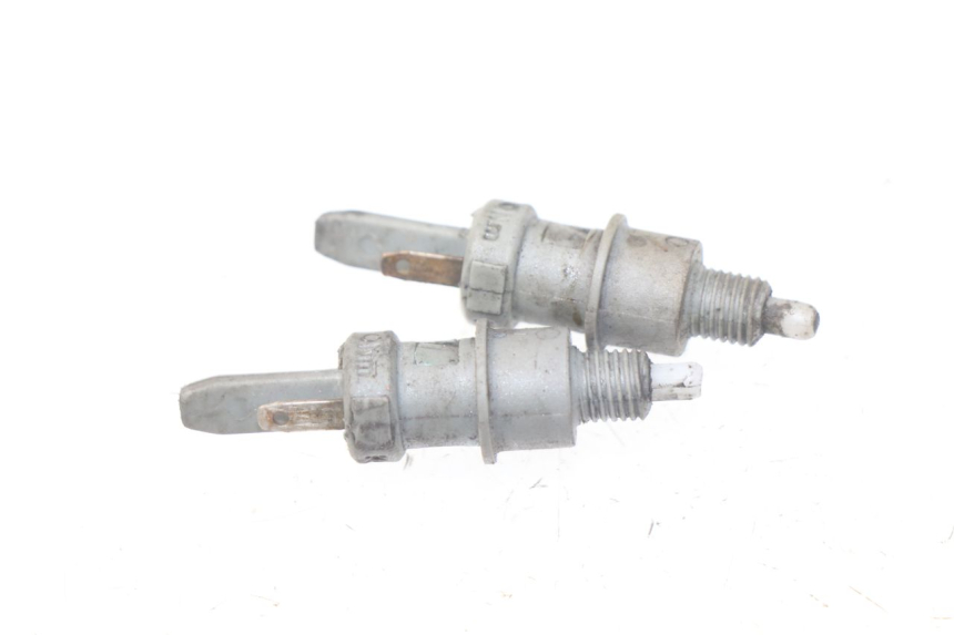 photo de CONTACTEUR FEU STOP PEUGEOT LUDIX 50 (2005 - 2007) - Vue principale