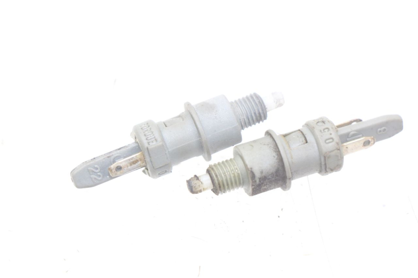 photo de CONTACTEUR FEU STOP PEUGEOT LUDIX 50 (2008 - 2017) - Vue principale