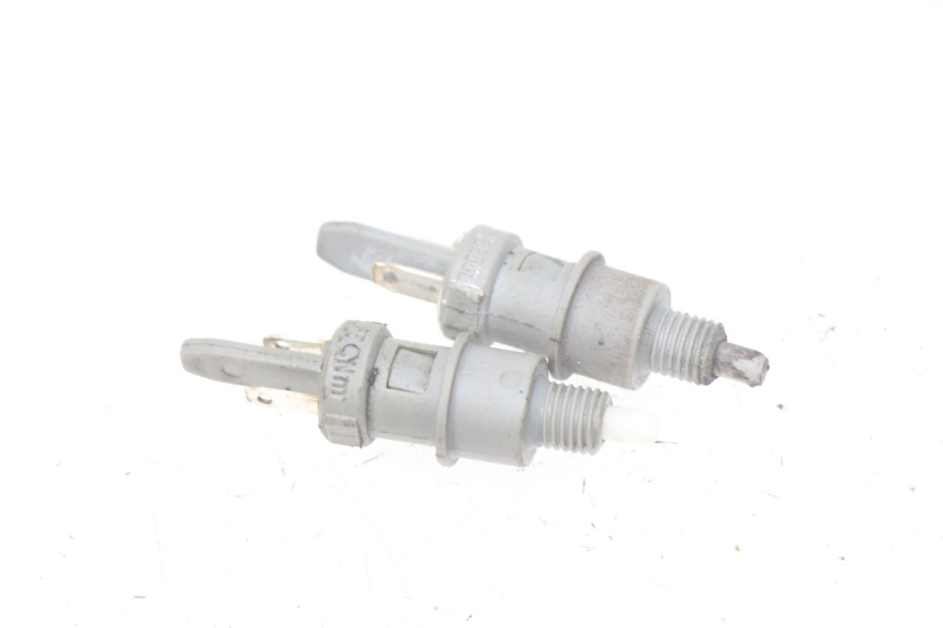 photo de CONTACTEUR FEU STOP PEUGEOT LUDIX 50 (2008 - 2017) - Vue principale