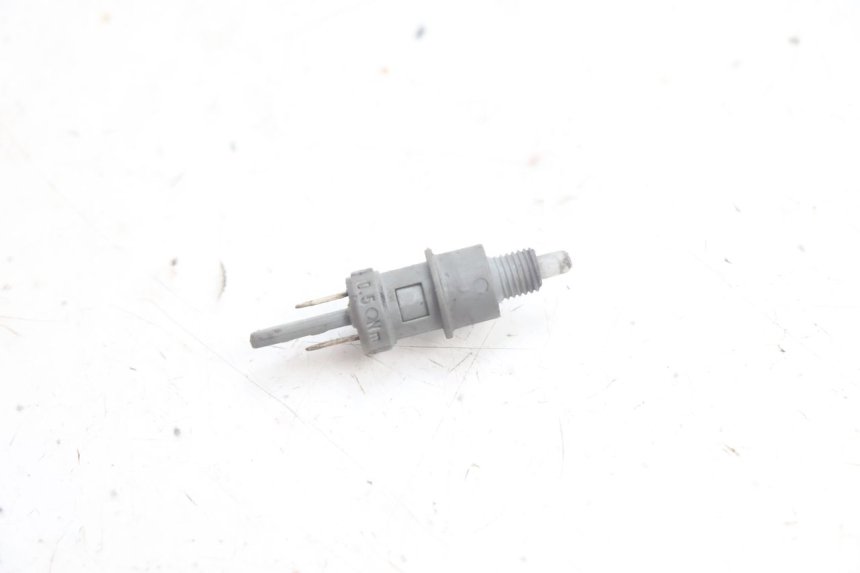 photo de CONTACTEUR FEU STOP PEUGEOT LUDIX PRO 2T 50 (2010 - 2017) - Détail de la pièce