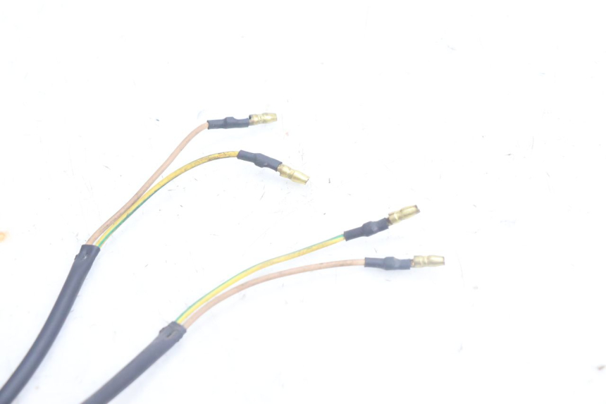 photo de CONTACTEUR FEU STOP YAMAHA NEO'S NEOS 2T 50 (1998 - 2007) - Zoom état d’usage