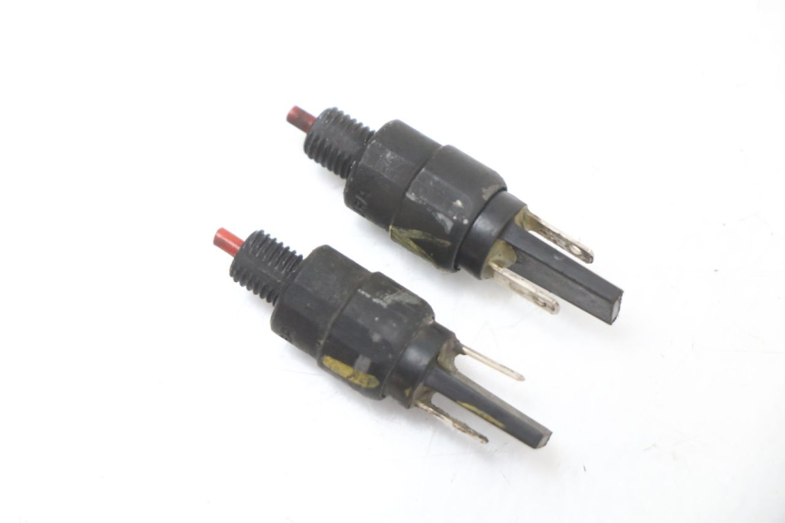 photo de CONTACTEUR FEU STOP PIAGGIO NEW TYPHOON 50 (2018 - 2021) - Détail de la pièce