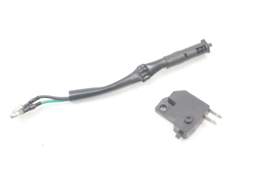 photo de CONTACTEUR FEU STOP SYM ORBIT 50 (2008 - 2010) - Zoom état d’usage