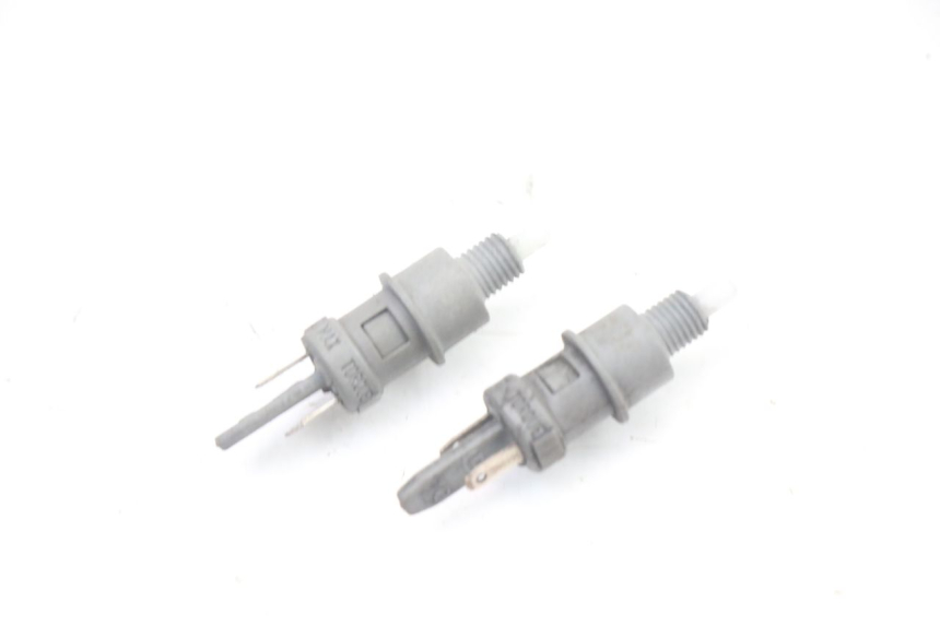 photo de CONTACTEUR FEU STOP PEUGEOT CITYSTAR 125 (2011 - 2017) - Détail de la pièce