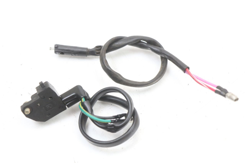 photo de CONTACTEUR FEU STOP TNT MOTOR ROMA 10' 4T 50 (2019 - 2022) - Zoom état d’usage