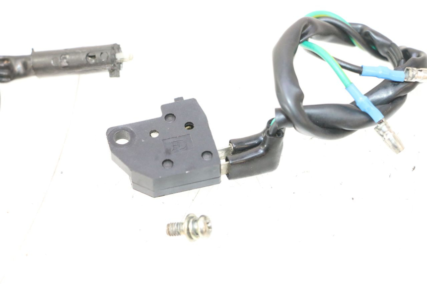 photo de CONTACTEUR FEU STOP TNT MOTOR ROMA 12' 2T 50 (2007 - 2018) - Autre angle de vue