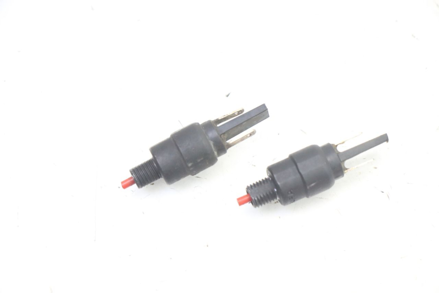 photo de CONTACTEUR FEU STOP APRILIA SR 2T 50 (2018 - 2022) - Vue principale