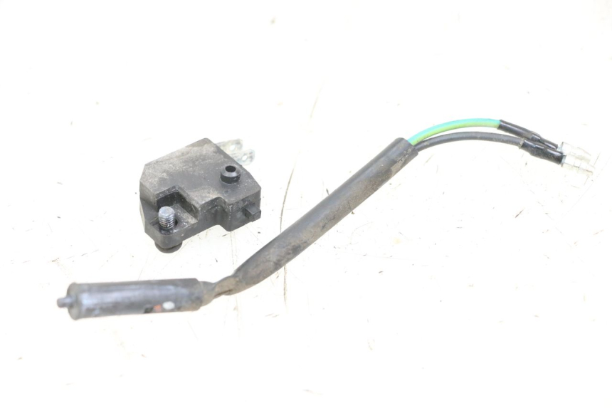 photo de CONTACTEUR FEU STOP SYM ORBIT 2 4T 50 (2008 - 2017) - Détail de la pièce