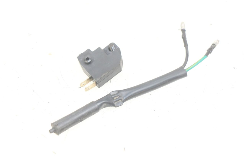 photo de CONTACTEUR FEU STOP SYM SYMPHONY 125 (2009 - 2015) - Détail de la pièce