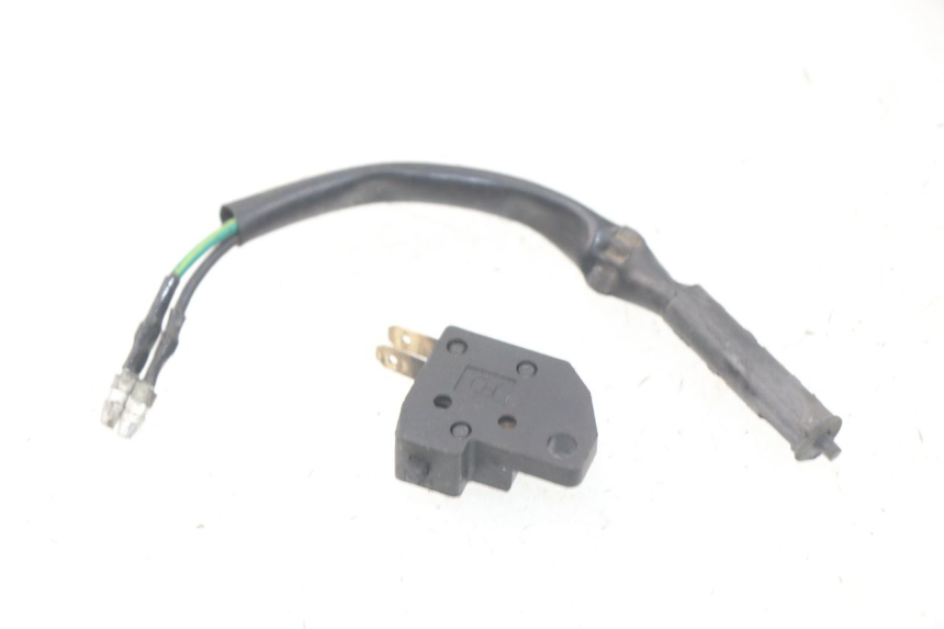 photo de CONTACTEUR FEU STOP SYM SYMPHONY 50 (2009 - 2015) - Détail de la pièce