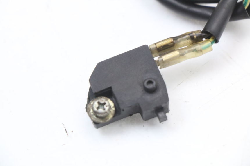 photo de CONTACTEUR FEU STOP PEUGEOT V-CLIC VCLIC 50 (2007 - 2013) - Zoom état d’usage