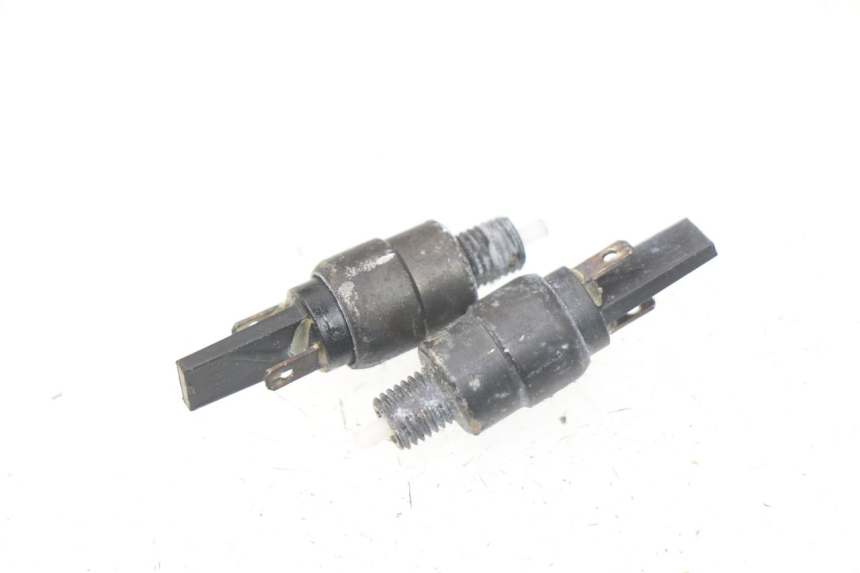 photo de CONTACTEUR FEU STOP PIAGGIO VESPA LX IE 125 (2010 - 2012) - Vue principale