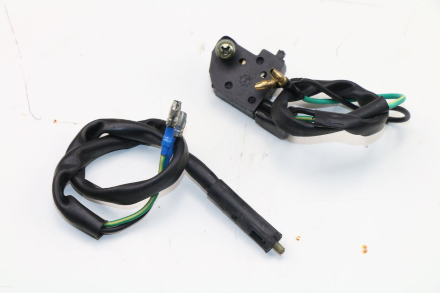 photo de CONTACTEUR FEU STOP WACOX SHENKE 50 (2008 - 2014) - Vue principale