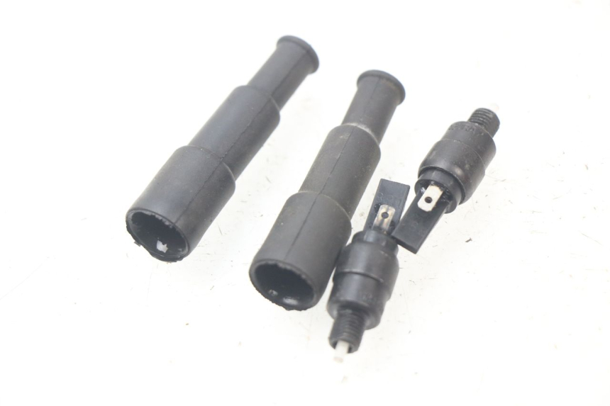 photo de CONTACTEUR FEU STOP PIAGGIO XEVO - X EVO 125 (2007 - 2017) - Détail de la pièce