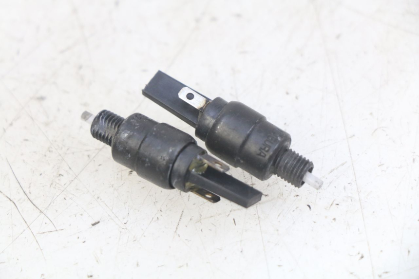 photo de CONTACTEUR FEU STOP PIAGGIO XEVO - X EVO 125 (2007 - 2017) - Détail de la pièce