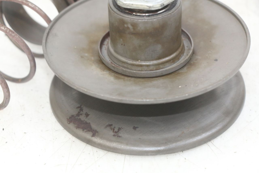 photo de CORRECTEUR COUPLE HONDA SCV LEAD 100 (2003 - 2007) - Gros plan technique