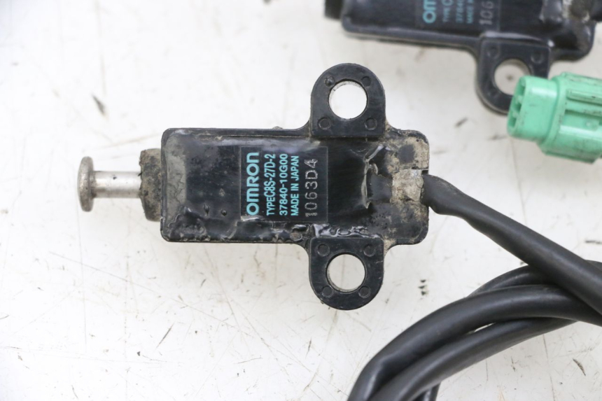 photo de COUPE CONTACT BEQUILLE SUZUKI BURGMAN 650 (2013 - 2020) - Autre angle de vue