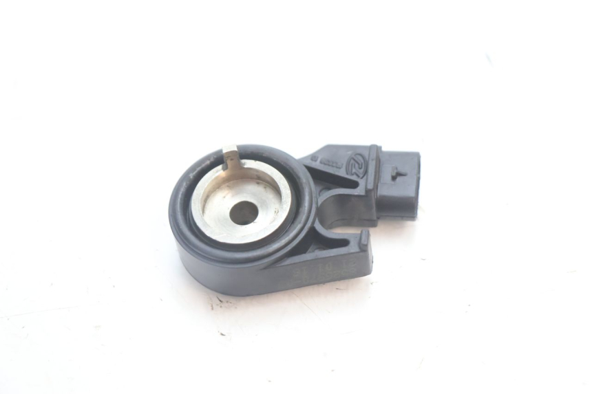 photo de COUPE CONTACT BEQUILLE BMW C SPORT 650 (2015 - 2021) - Zoom état d’usage