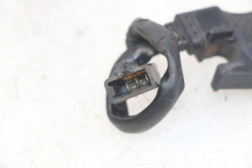 photo de COUPE CONTACT BEQUILLE KYMCO DOWNTOWN ABS 125 (2015 - 2017) - Zoom état d’usage