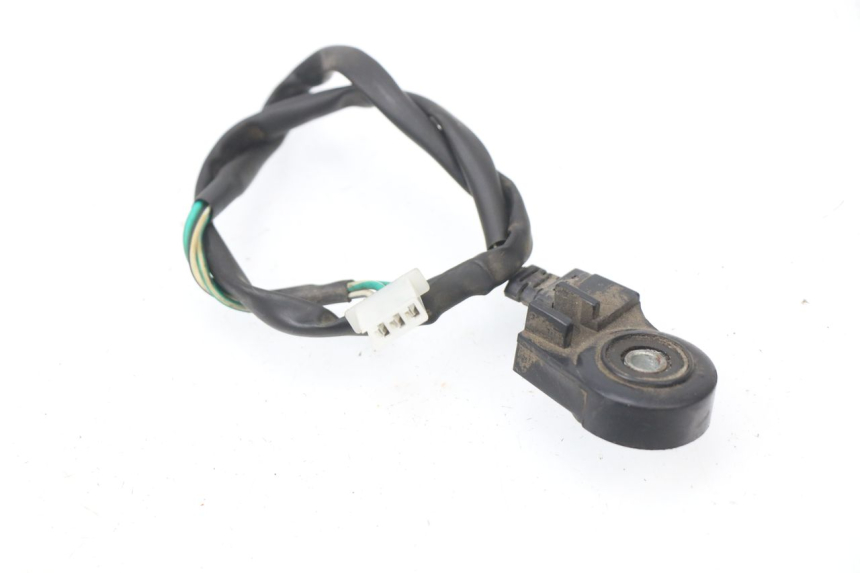 photo de COUPE CONTACT BEQUILLE BAOTIAN EAGLE 50 (2009 - 2011) - Détail de la pièce