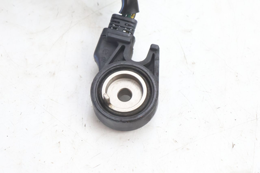 photo de COUPE CONTACT BEQUILLE HONDA FES PANTHEON 2T 125 (1998 - 2002) - Zoom état d’usage