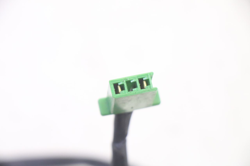 photo de COUPE CONTACT BEQUILLE HONDA FES S-WING SWING ABS 125 (2007 - 2015) - Vue d’ensemble