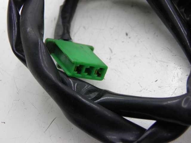 photo de COUPE CONTACT BEQUILLE HONDA FES PANTHEON 125 (2003 - 2007) - Zoom état d’usage