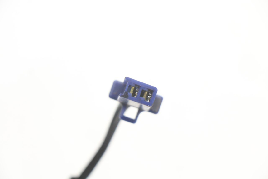 photo de COUPE CONTACT BEQUILLE MOTO GUZZI NORGE 8V GT 1200 (2011 - 2016) - Gros plan technique