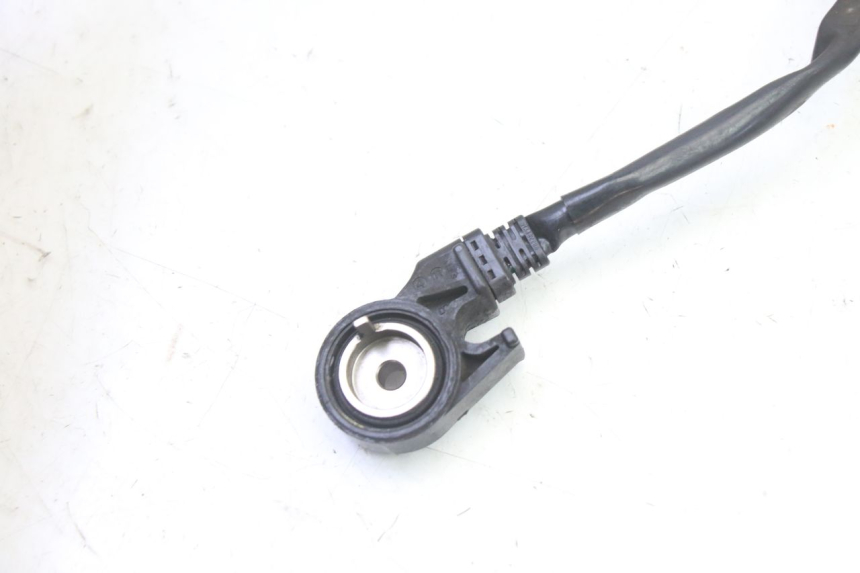 photo de COUPE CONTACT BEQUILLE HONDA NTV DEAUVILLE 650 (2001 - 2006) - Gros plan technique