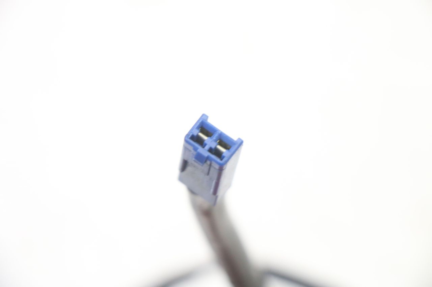 photo de COUPE CONTACT BEQUILLE YAMAHA XJ6 ABS 600 (2008 - 2016) - Gros plan technique