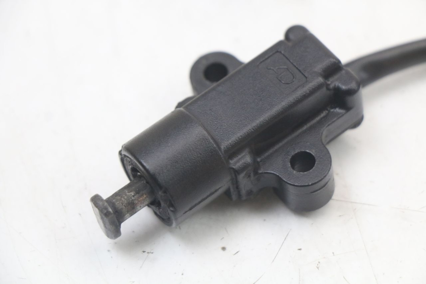 photo de COUPE CONTACT BEQUILLE YAMAHA FZ1 FAZER 1000 (2007 - 2009) - Zoom état d’usage