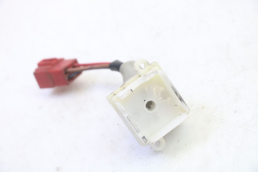 photo de COUPE CONTACT YAMAHA CYGNUS X INJECTION 125 (2007 - 2013) - Détail de la pièce