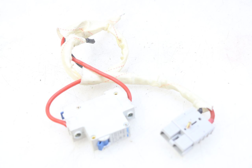 photo de COUPE CONTACT EFUN E2GO 1 (2017 - 2021) - Autre angle de vue